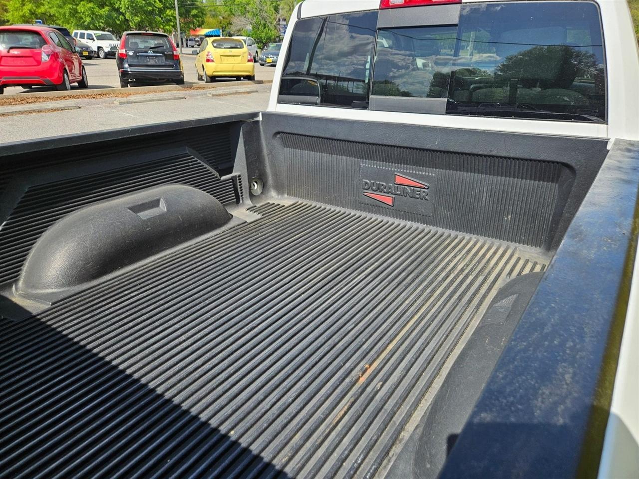 RAM 1500 SLT 4x4 Quad Cab 6'4" Box 2018