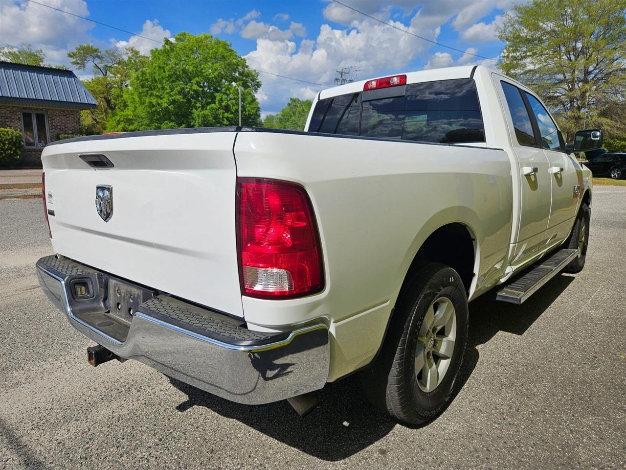 RAM 1500 SLT 4x4 Quad Cab 6'4" Box 2018