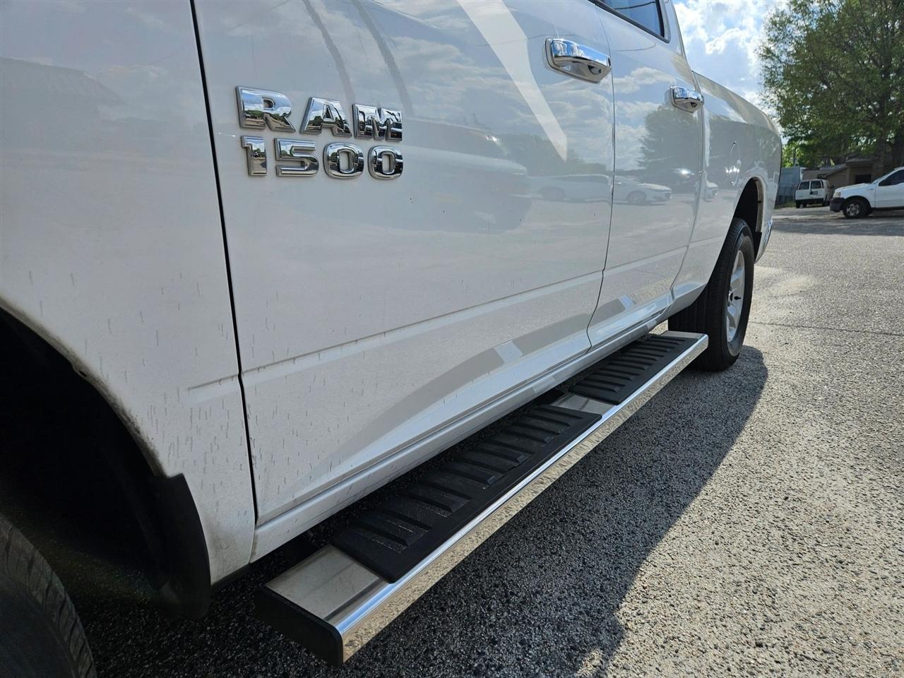 RAM 1500 SLT 4x4 Quad Cab 6'4" Box 2018