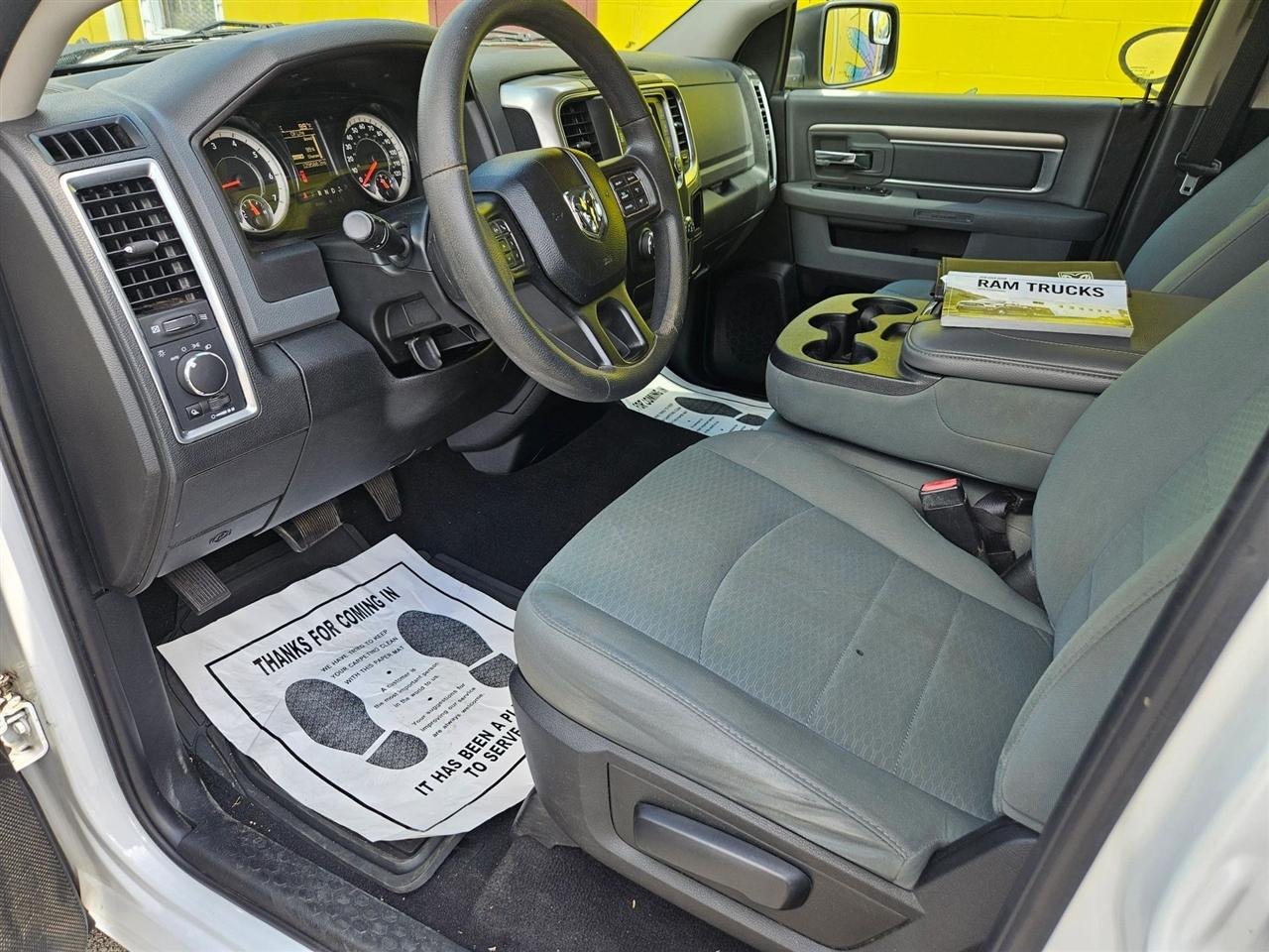 RAM 1500 SLT 4x4 Quad Cab 6'4" Box 2018