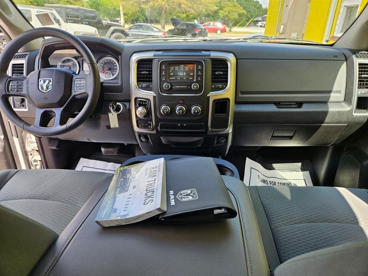 RAM 1500 SLT 4x4 Quad Cab 6'4" Box 2018