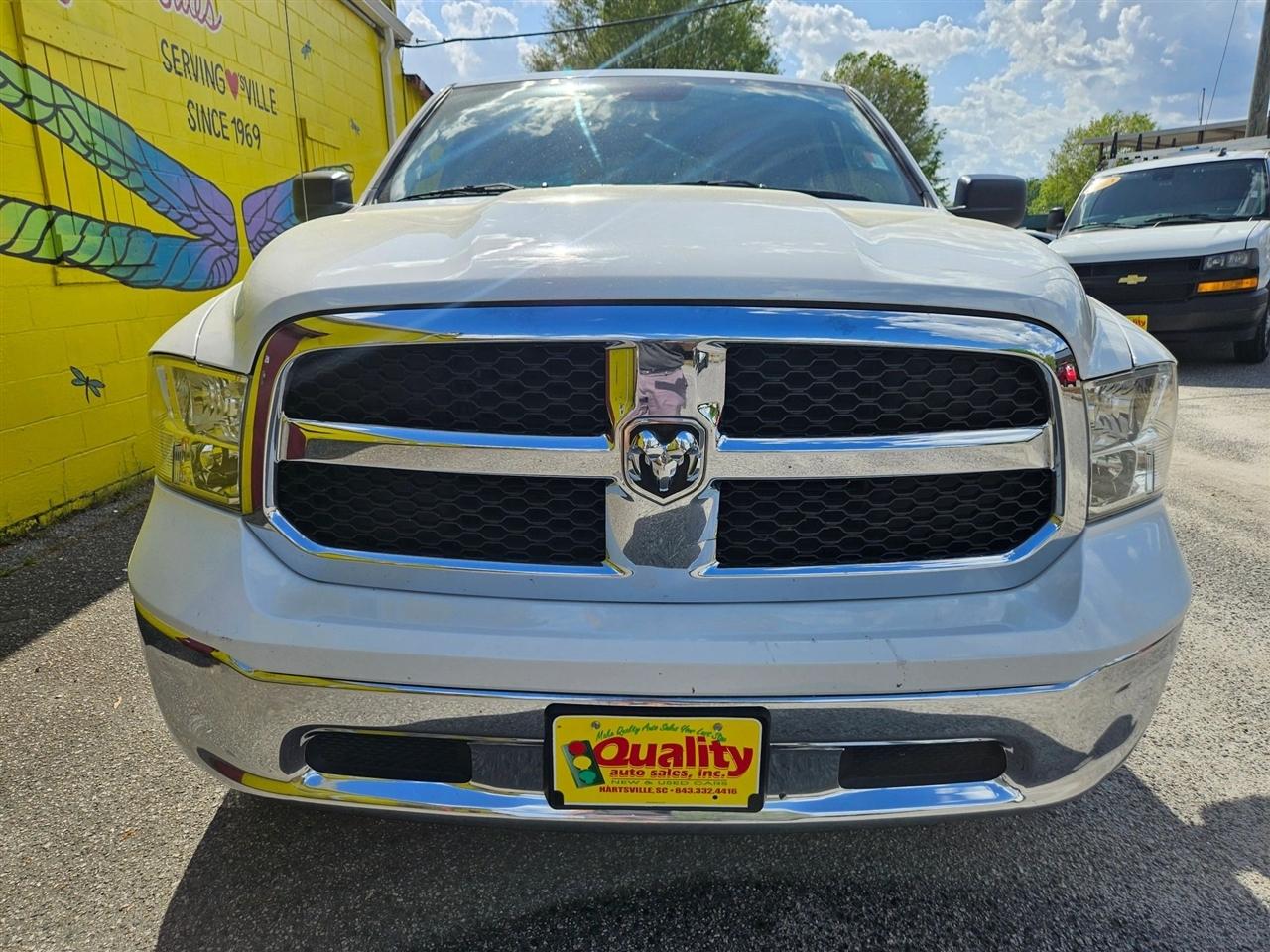RAM 1500 SLT 4x4 Quad Cab 6'4" Box 2018