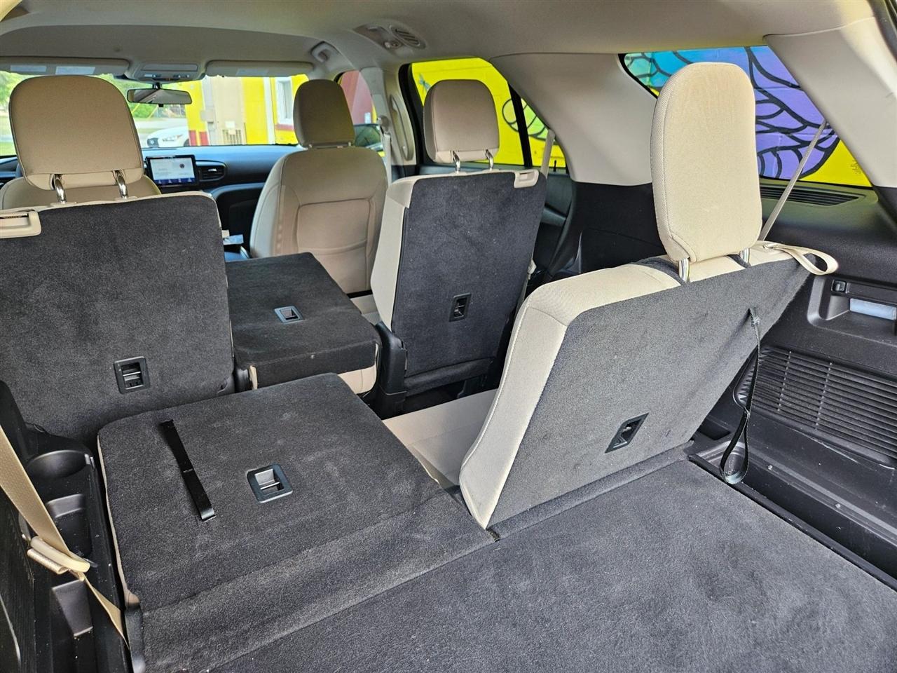 Ford Explorer Base 4WD 2021