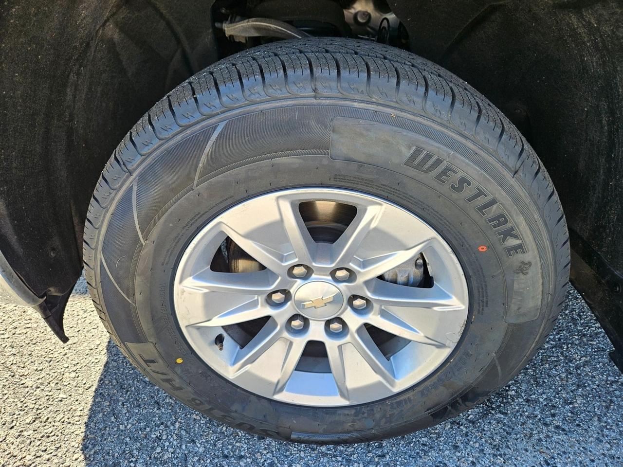 Chevrolet Silverado 1500 2WD Crew Cab 157" LT 2024