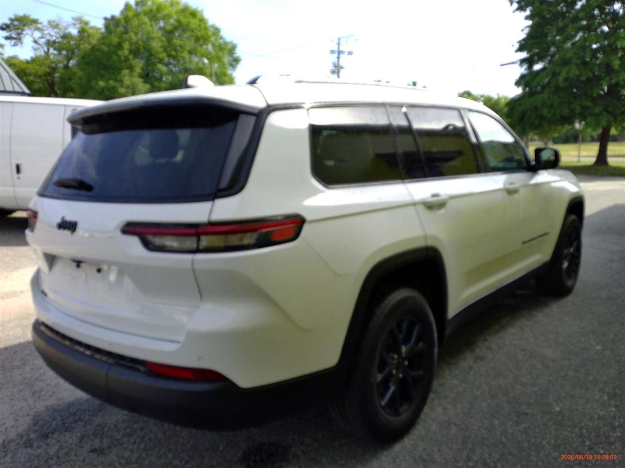 Jeep Grand Cherokee L Altitude 4x4 2024