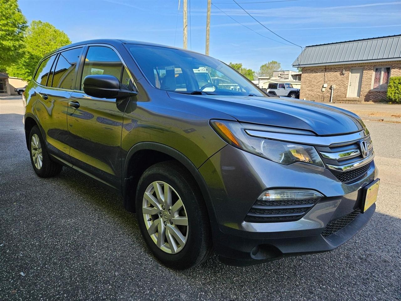 Honda Pilot LX AWD 2018