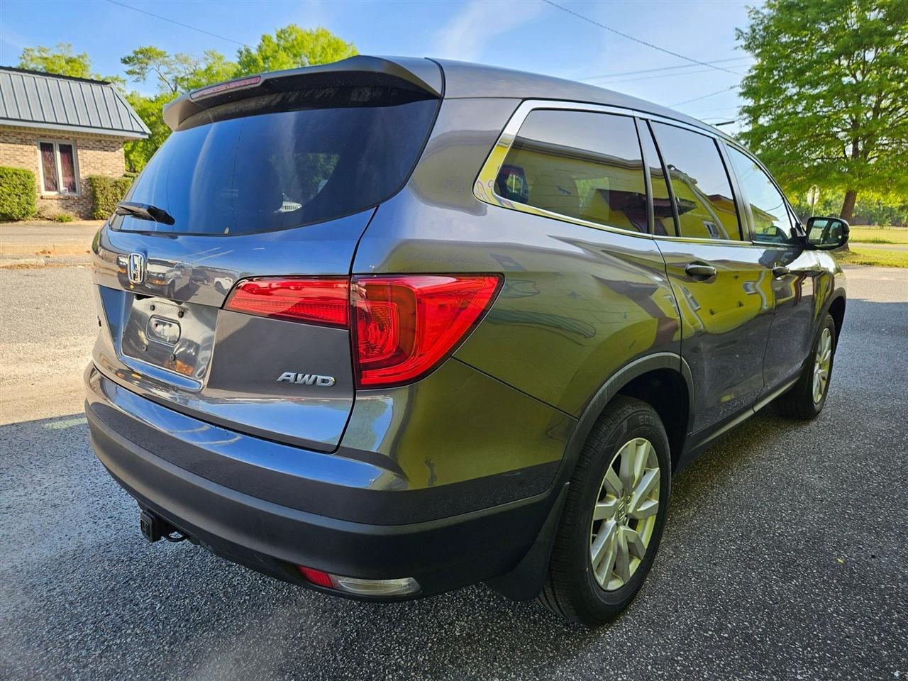 Honda Pilot LX AWD 2018