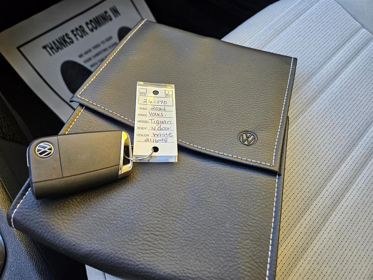 Volkswagen Tiguan 2.0T S FWD 2024