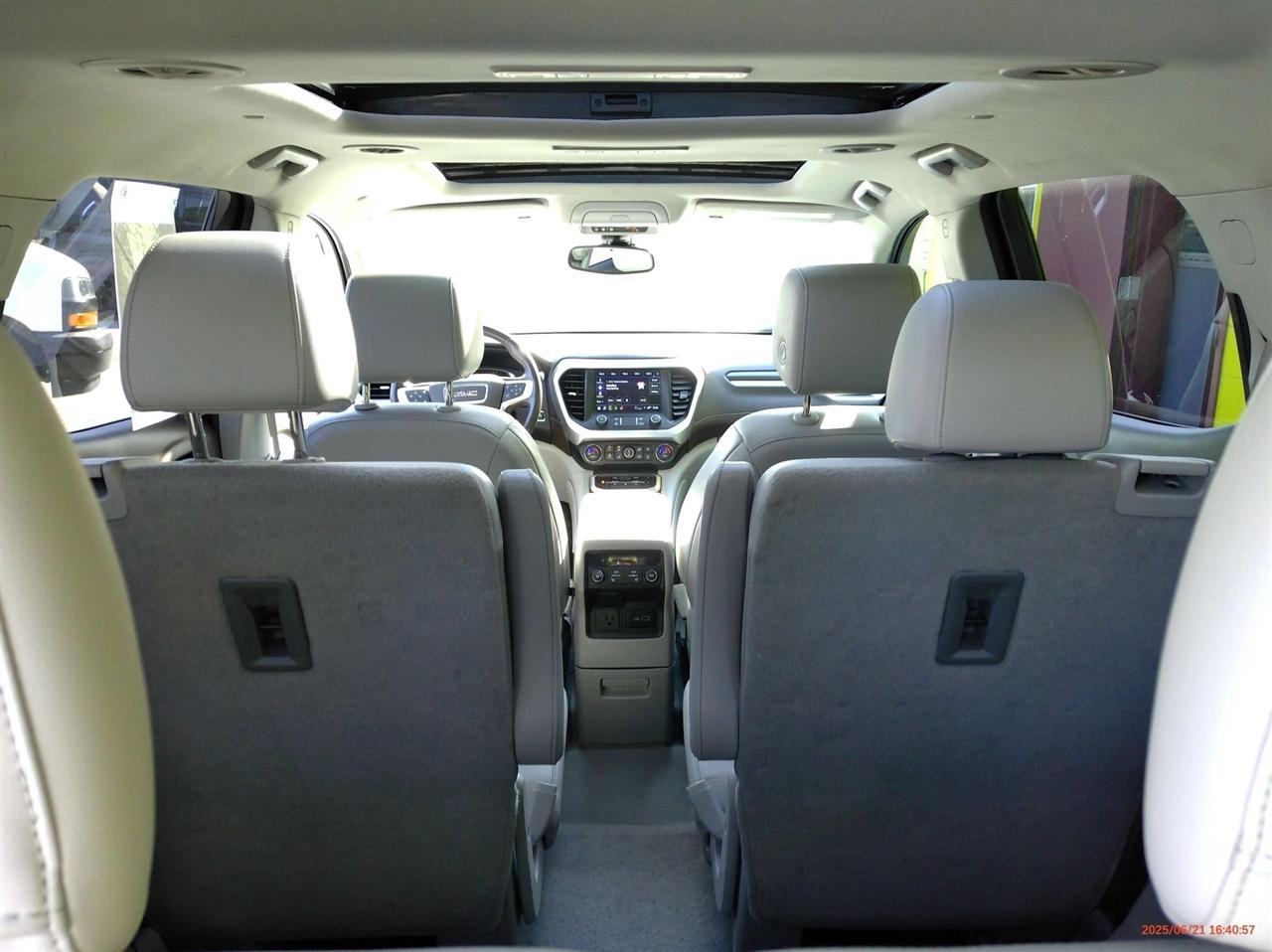 GMC Acadia FWD 4dr SLT 2022