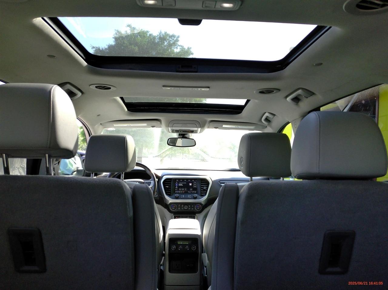 GMC Acadia FWD 4dr SLT 2022