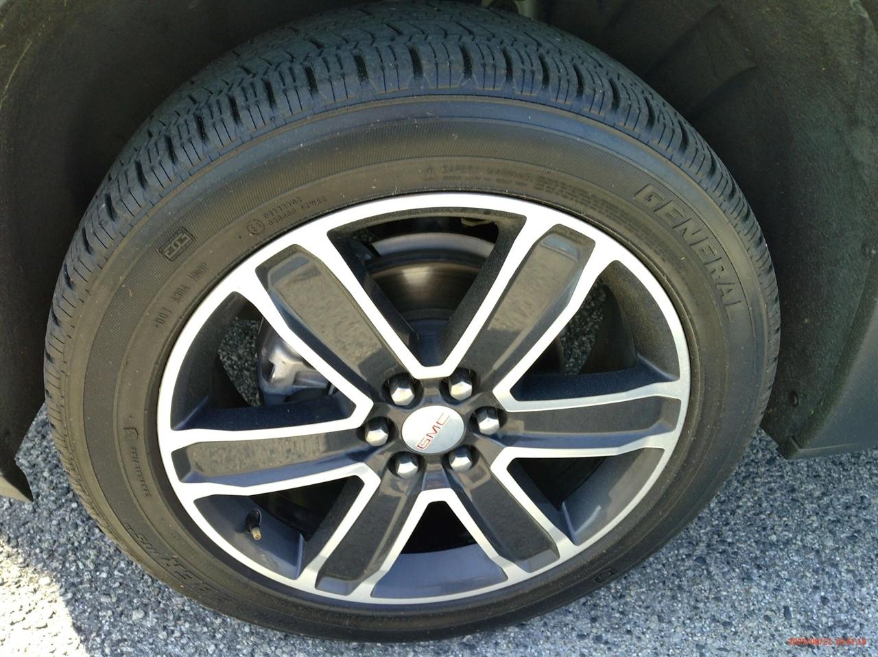 GMC Acadia FWD 4dr SLT 2022