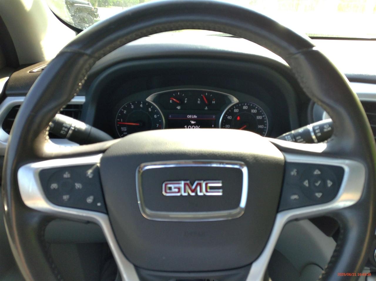 GMC Acadia FWD 4dr SLT 2022