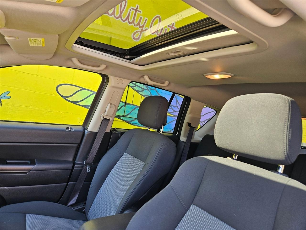 Jeep Compass FWD 4dr Sport *Ltd Avail* 2010