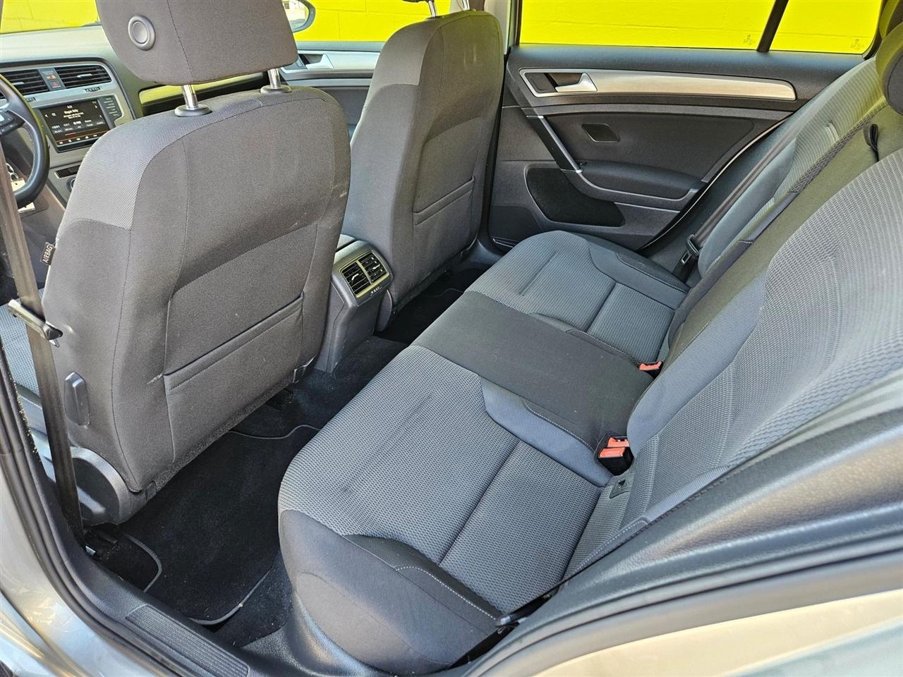 Volkswagen Golf SportWagen 4dr Auto TSI S 2016