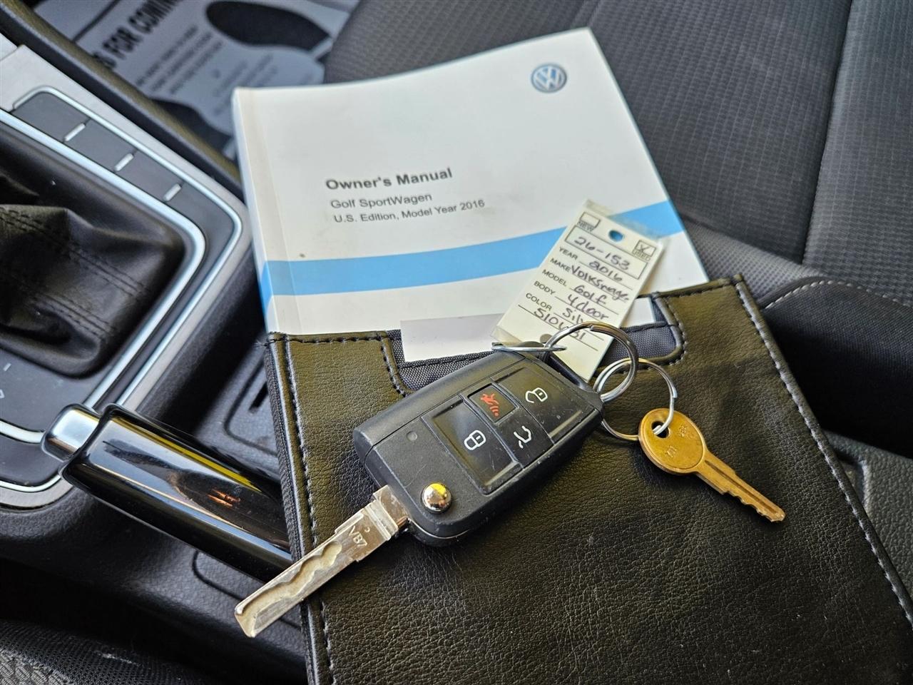 Volkswagen Golf SportWagen 4dr Auto TSI S 2016