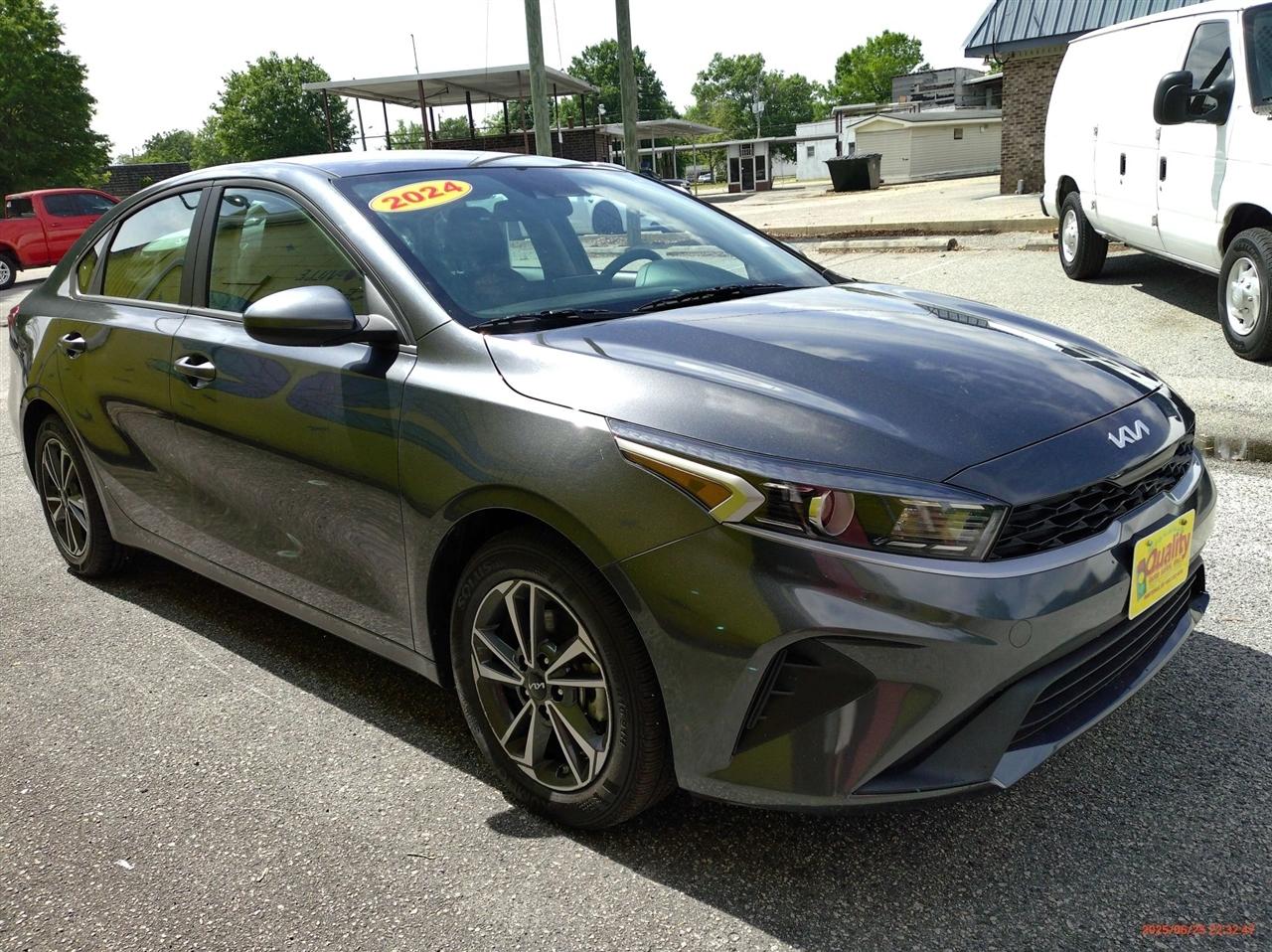 Kia Forte LXS IVT 2024