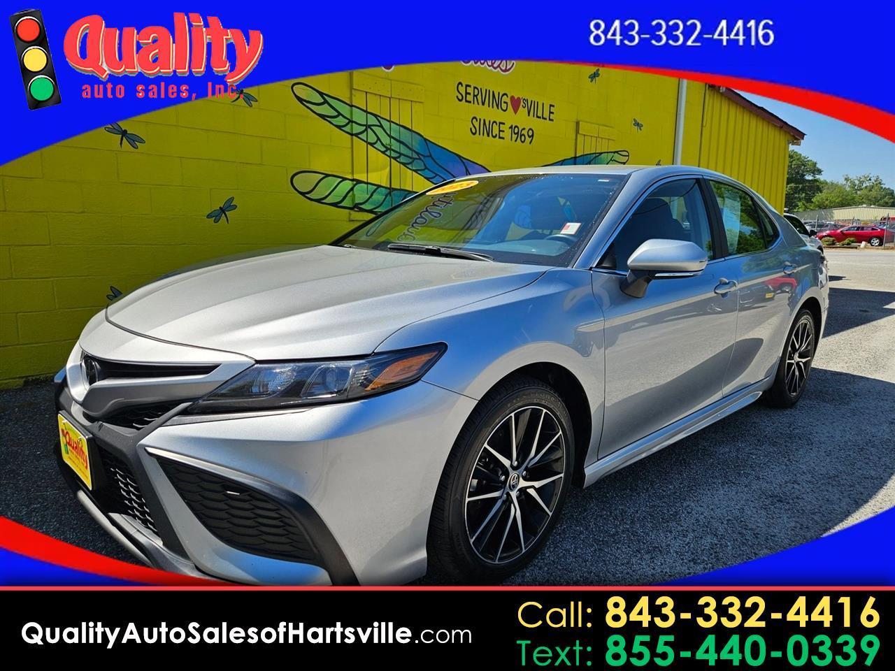 Toyota Camry Hybrid SE Nightshade CVT (Natl) 2023