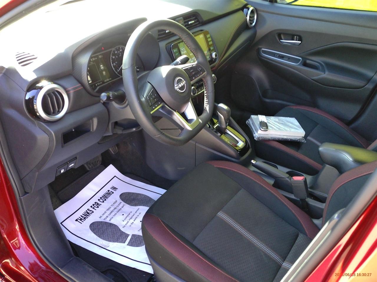 Nissan Versa SR CVT 2024