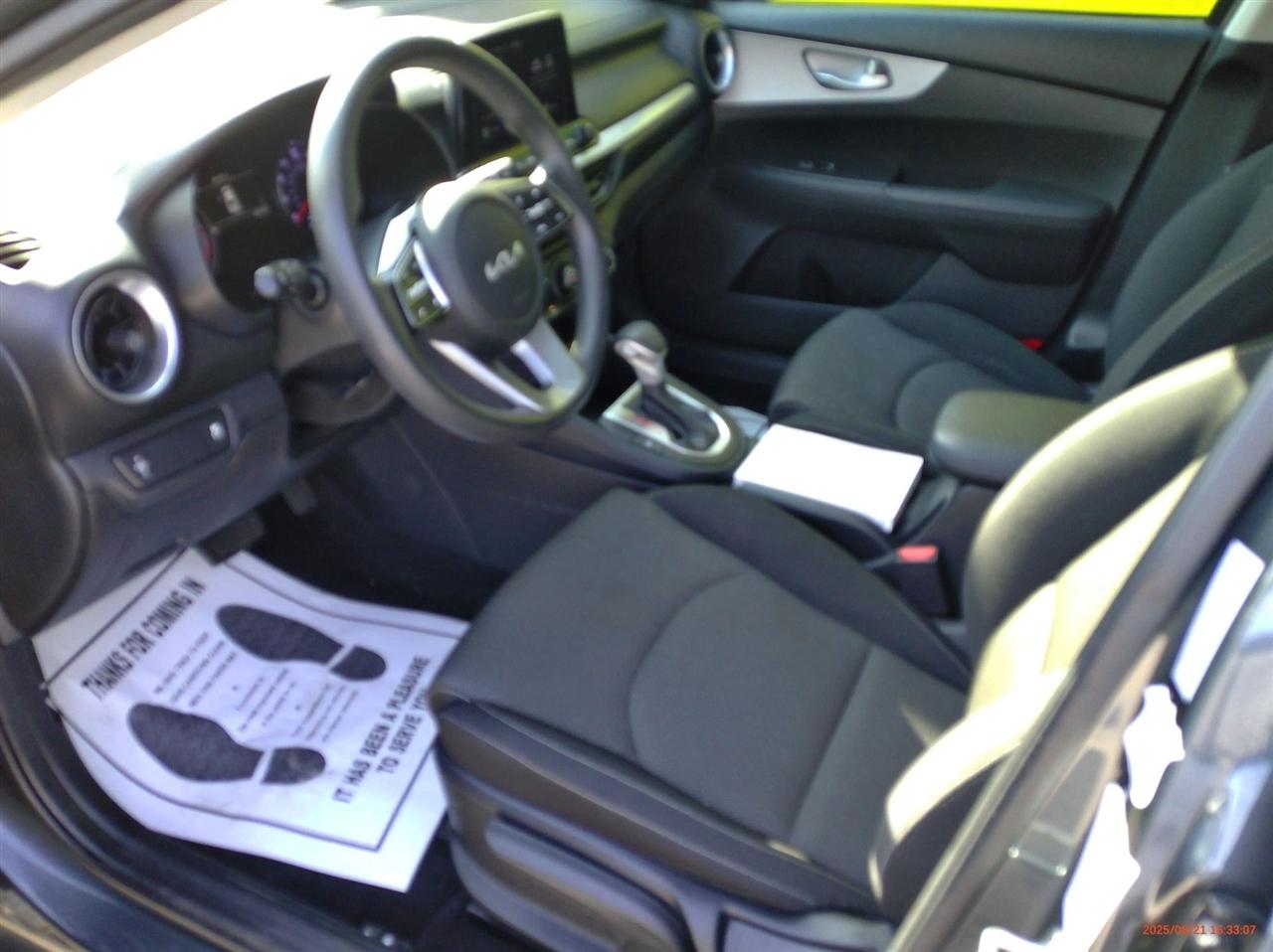 Kia Forte LXS IVT 2023