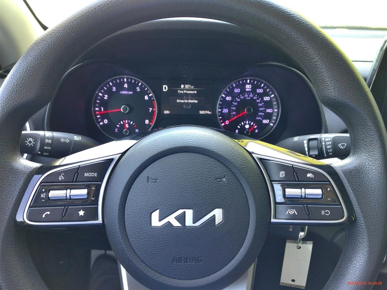 Kia Forte LXS IVT 2023