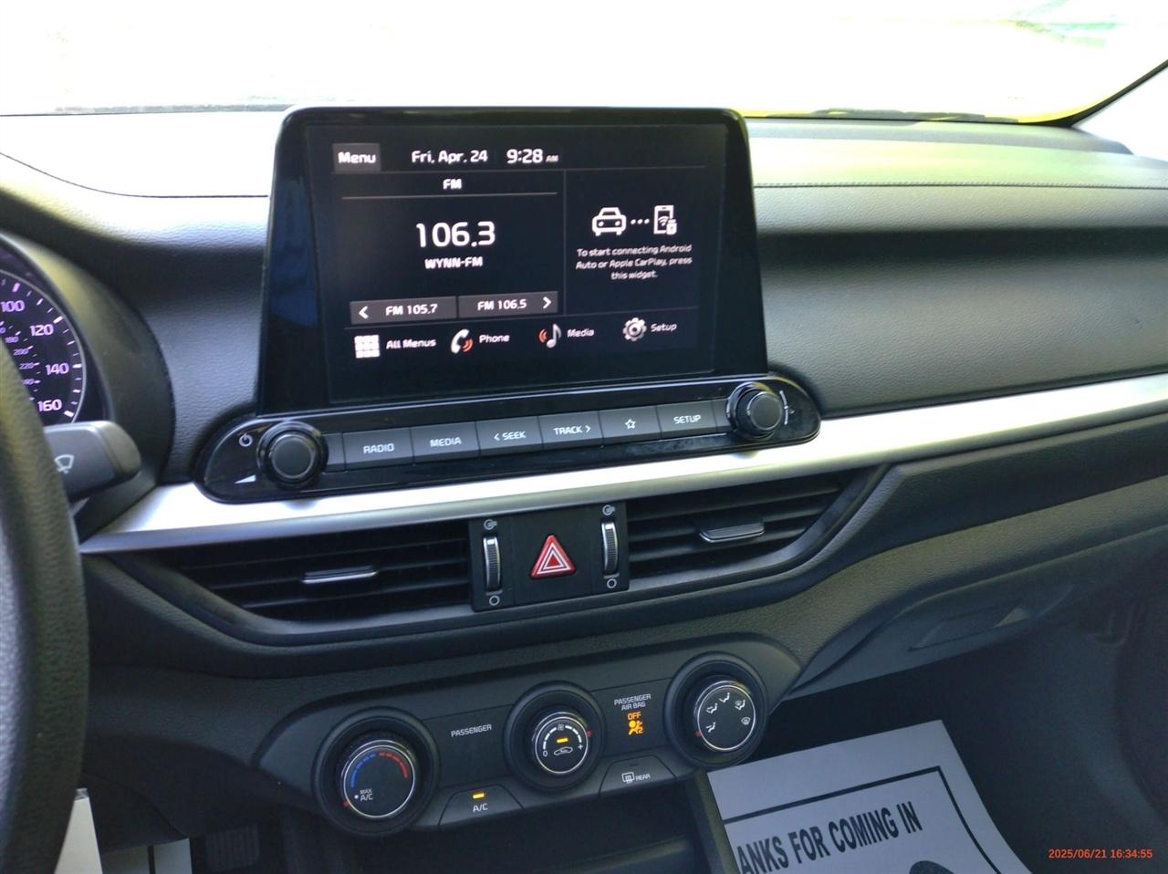 Kia Forte LXS IVT 2023