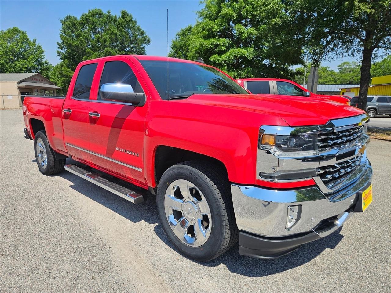 Chevrolet Silverado 1500 2WD Double Cab 143.5" LTZ w/1LZ 2017