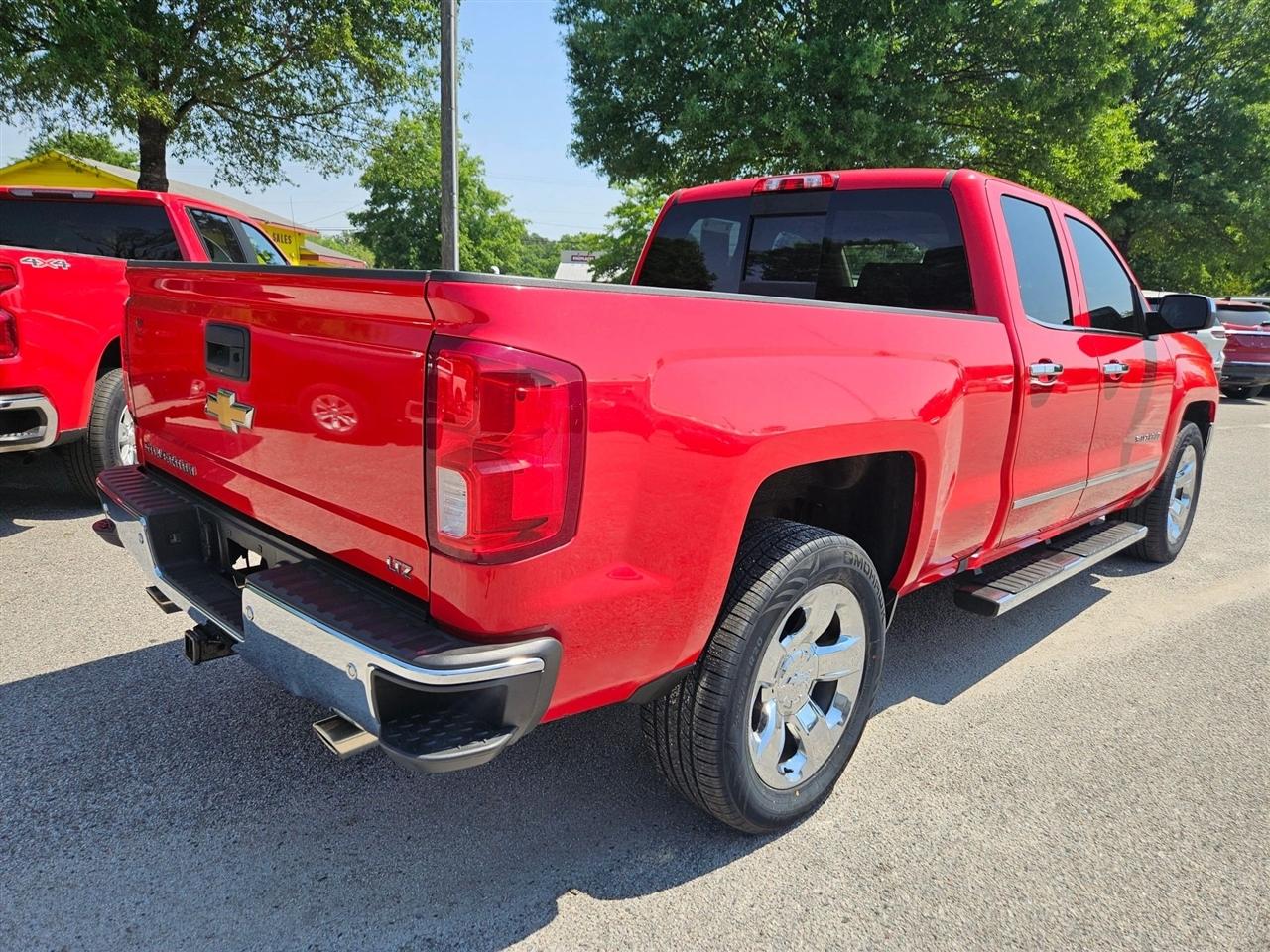Chevrolet Silverado 1500 2WD Double Cab 143.5" LTZ w/1LZ 2017
