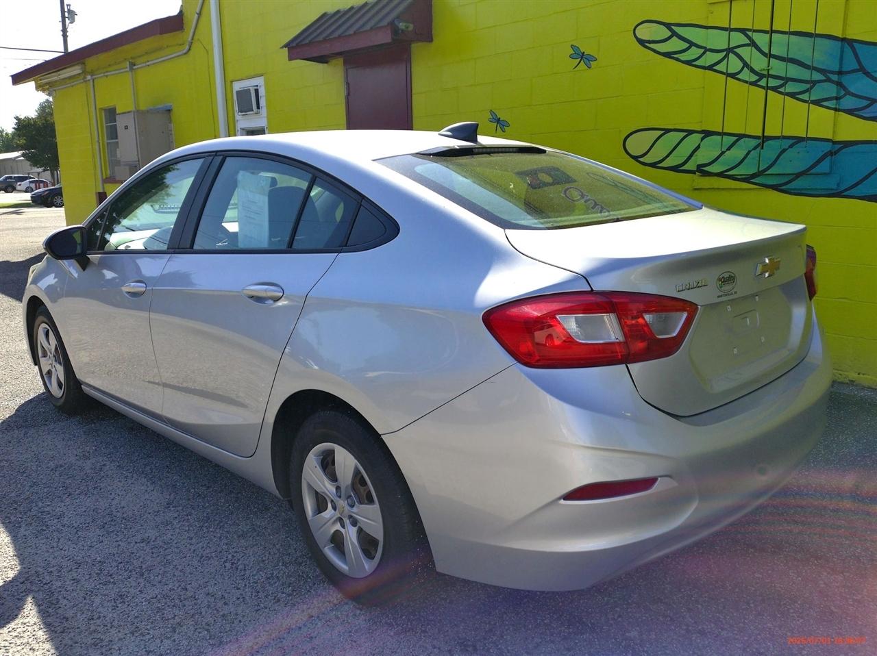 Chevrolet Cruze 4dr Sdn 1.4L LS w/1SB 2017