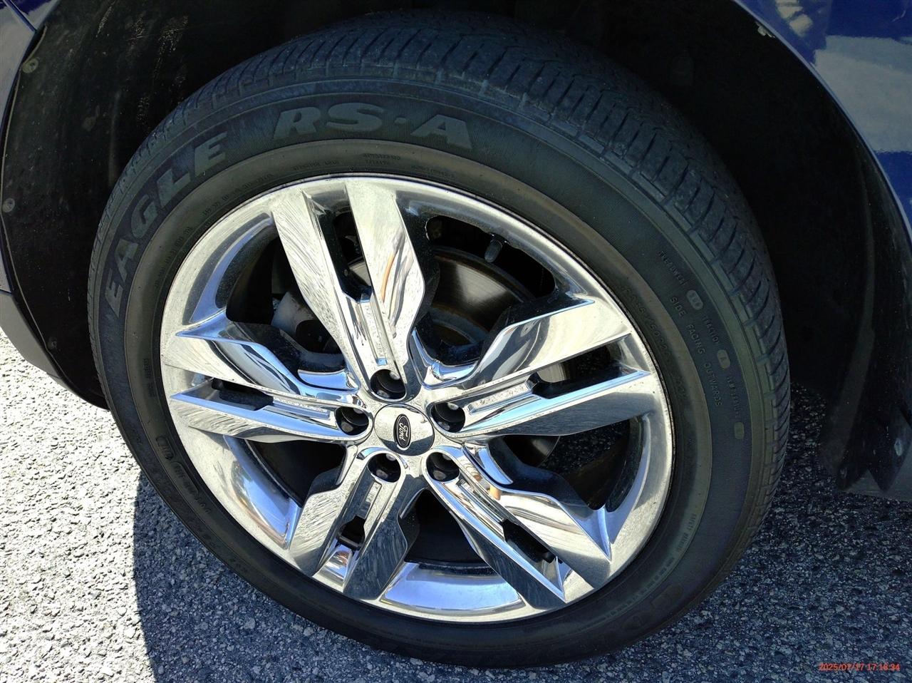 Ford Edge 4dr Limited AWD 2011