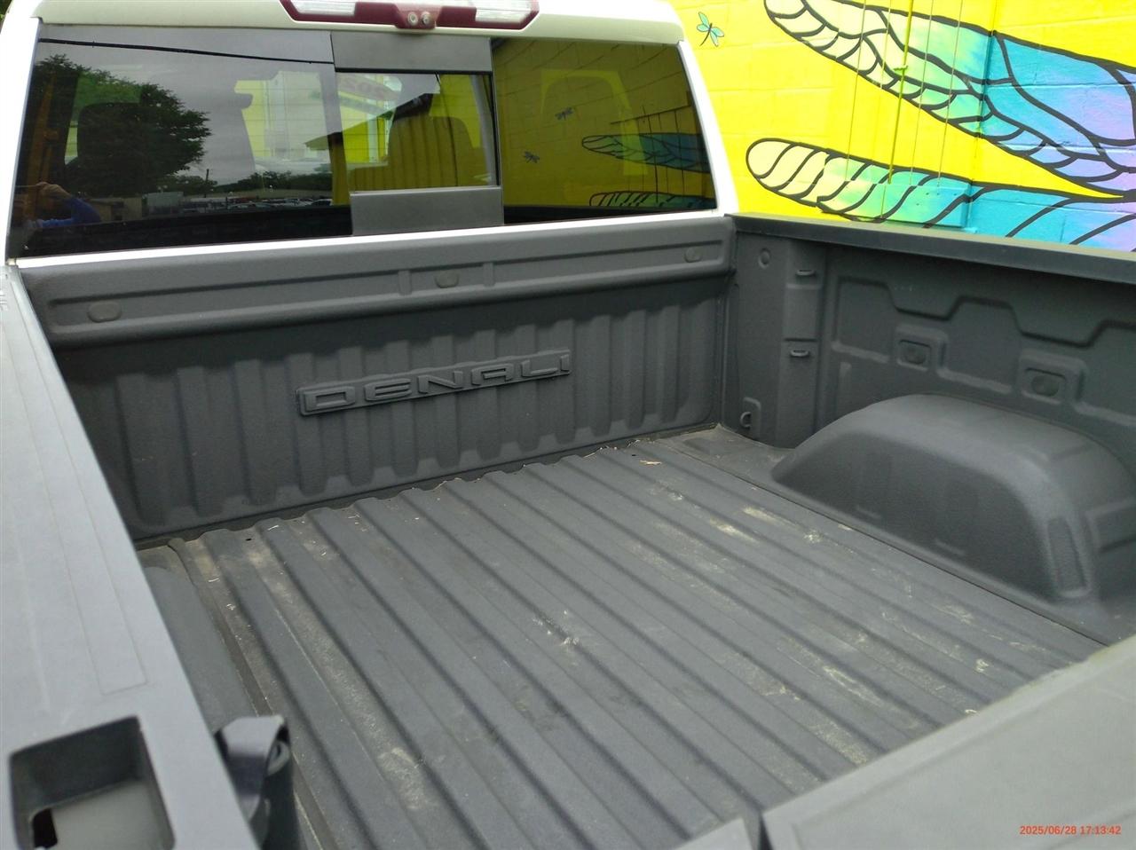 GMC Sierra 1500 4WD Crew Cab 147" Denali 2020