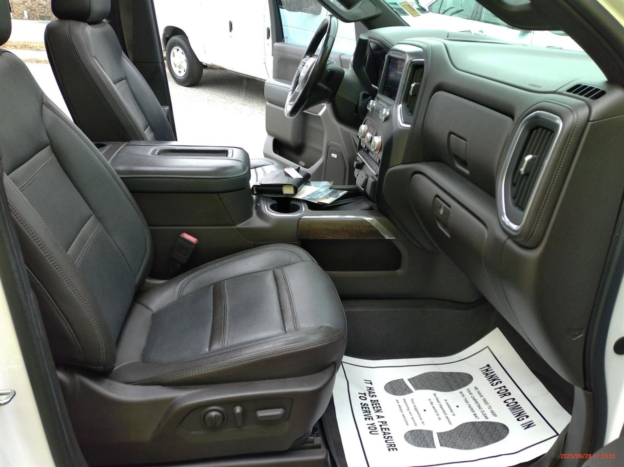 GMC Sierra 1500 4WD Crew Cab 147" Denali 2020