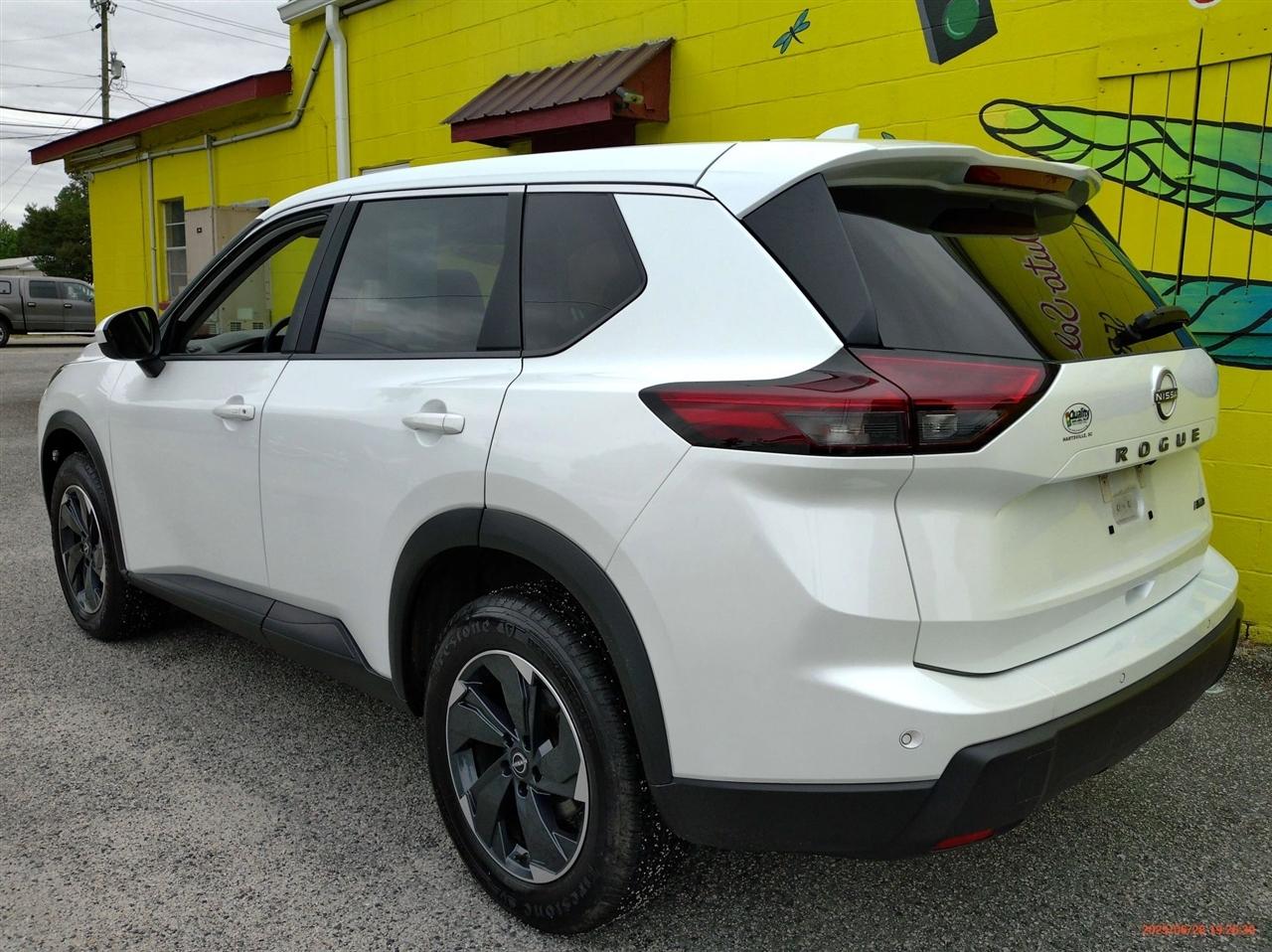 Nissan Rogue AWD SV 2025
