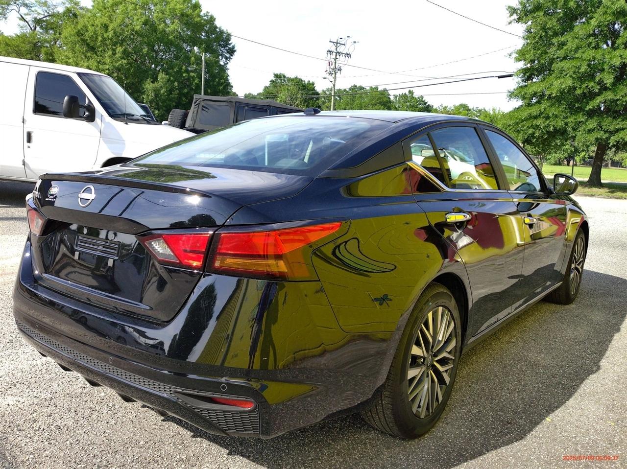 Nissan Altima SV FWD 2025