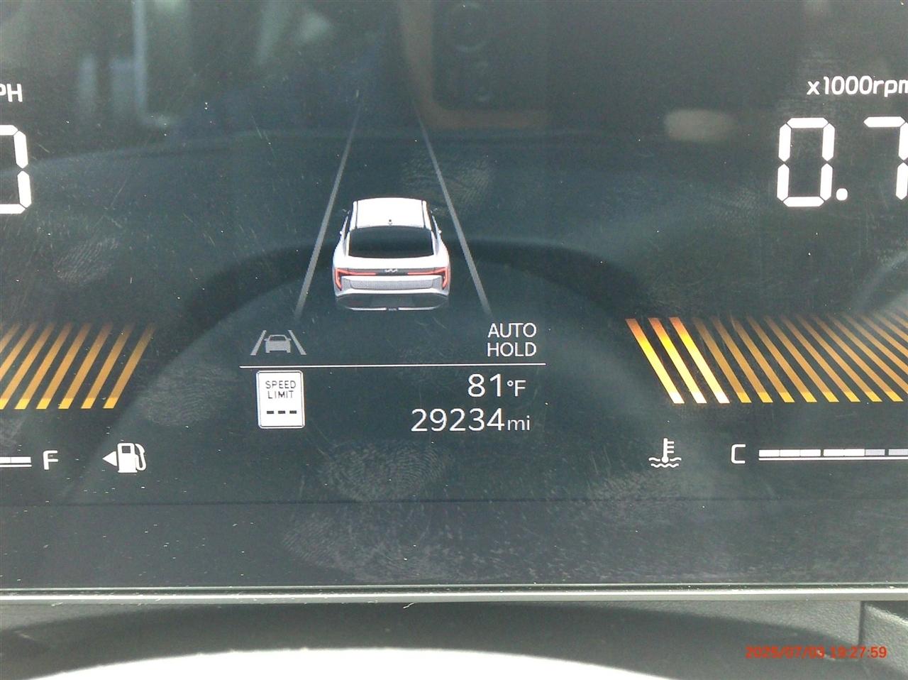 Kia K4 LXS FWD 2025
