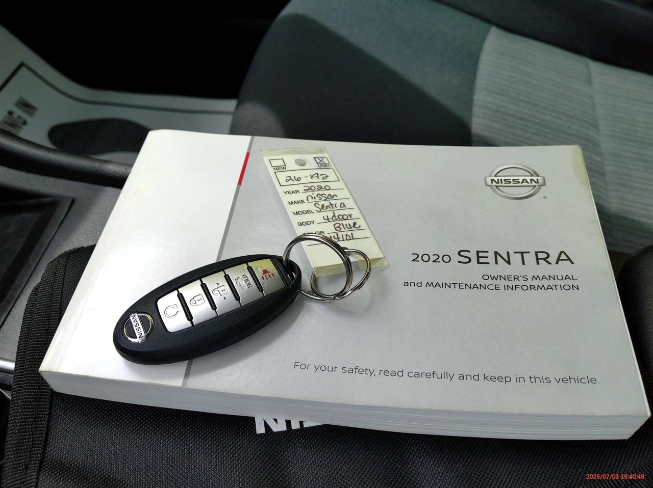 Nissan Sentra SV CVT 2020
