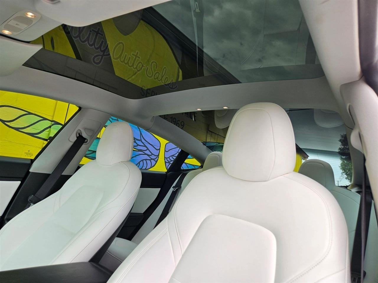 Tesla Model 3 Standard Range Plus RWD 2021