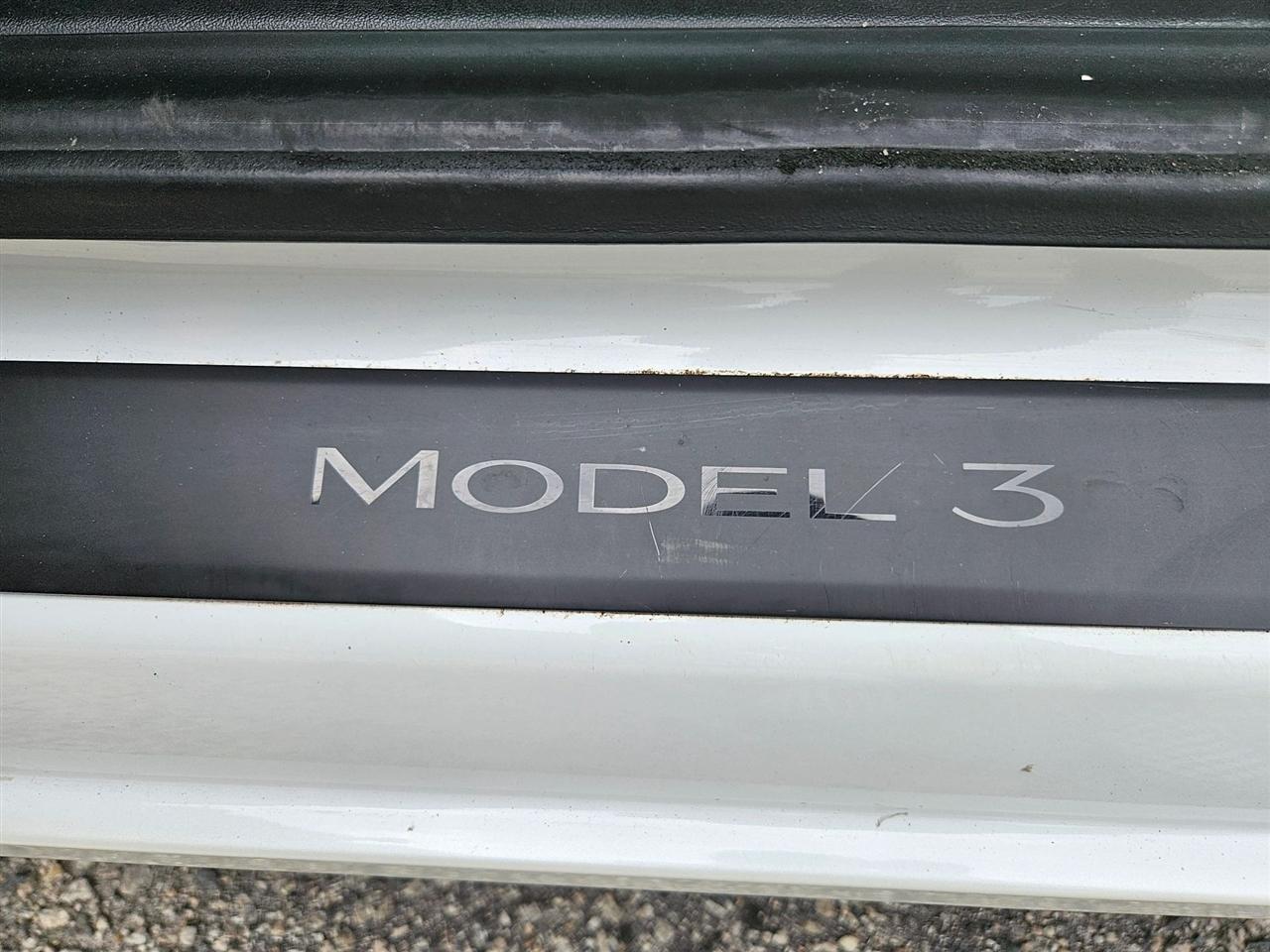 Tesla Model 3 Standard Range Plus RWD 2021