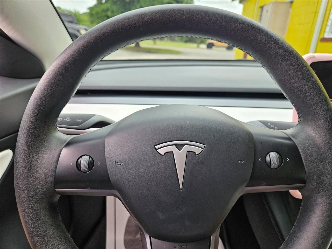 Tesla Model 3 Standard Range Plus RWD 2021