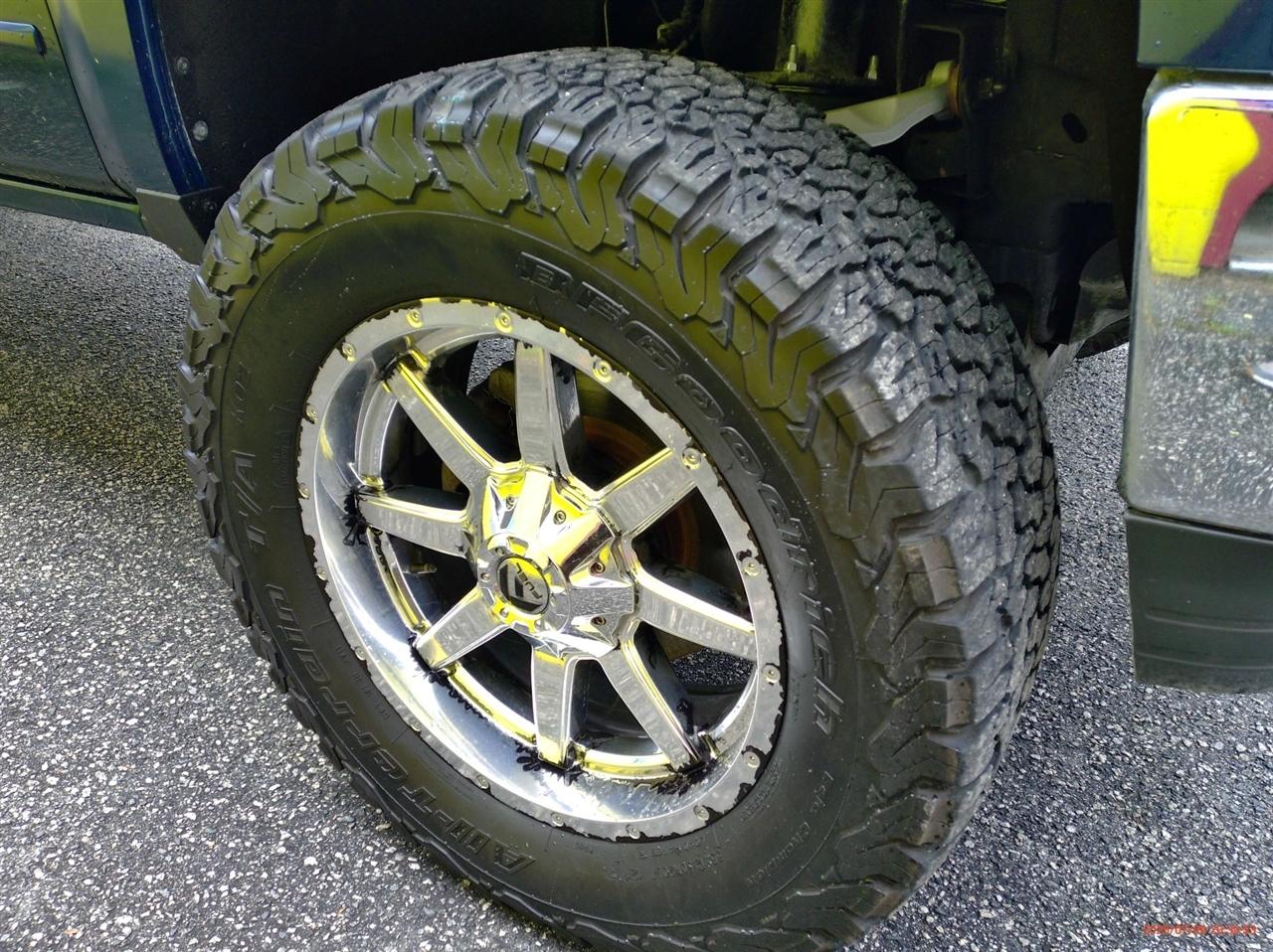 Chevrolet Silverado 1500 4WD Crew Cab 143.5" LT w/2LT 2015