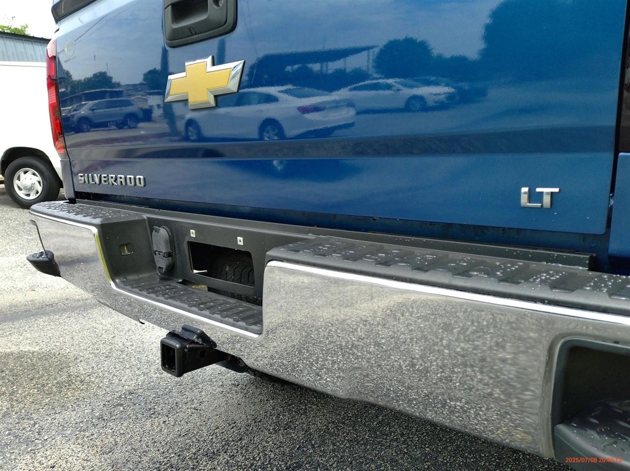 Chevrolet Silverado 1500 4WD Crew Cab 143.5" LT w/2LT 2015