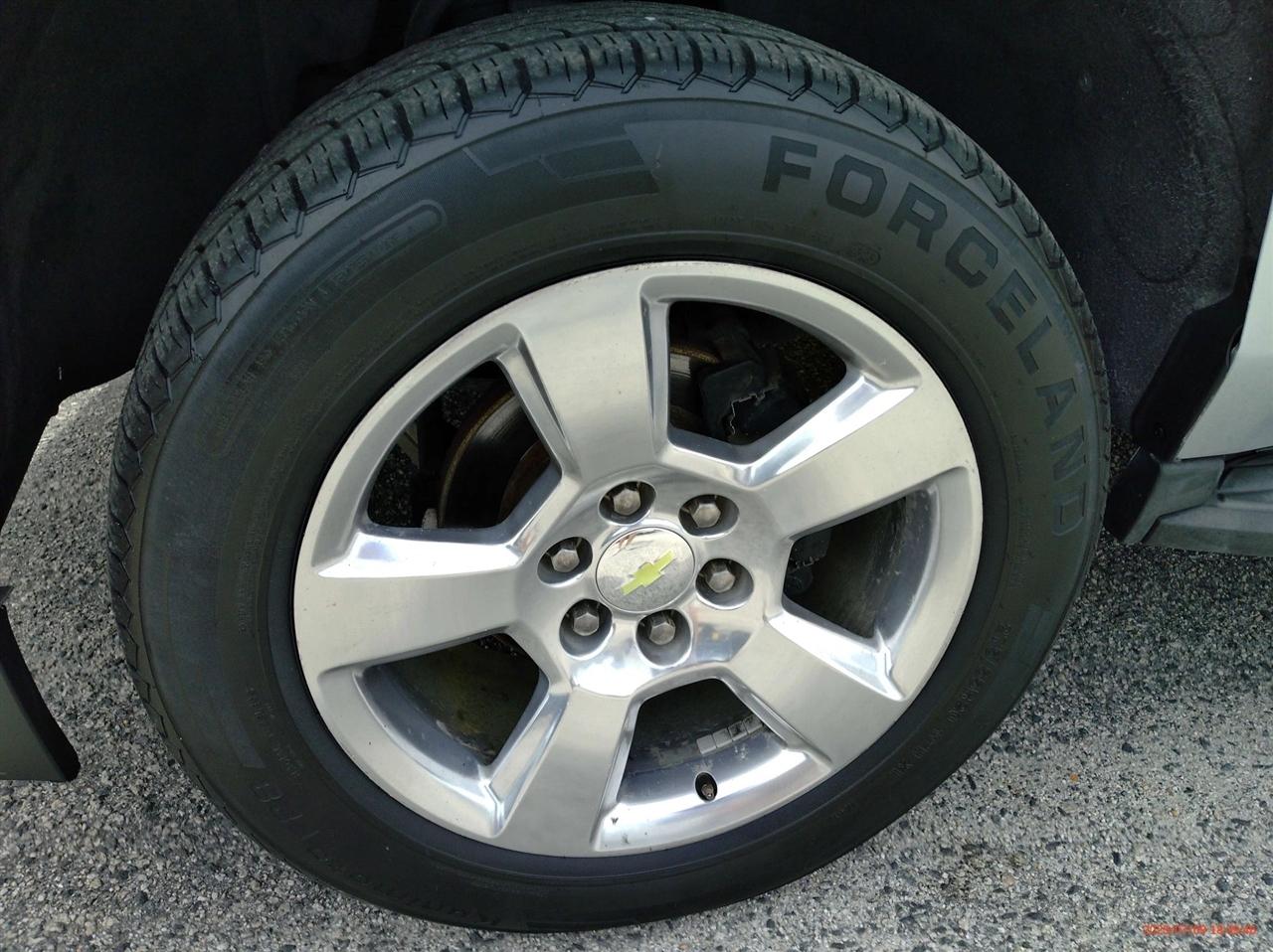 Chevrolet Tahoe 4WD 4dr LT 2015