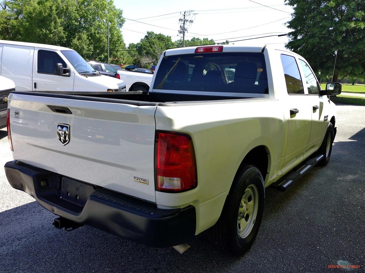 RAM 1500 2WD Crew Cab 140.5" Tradesman 2016