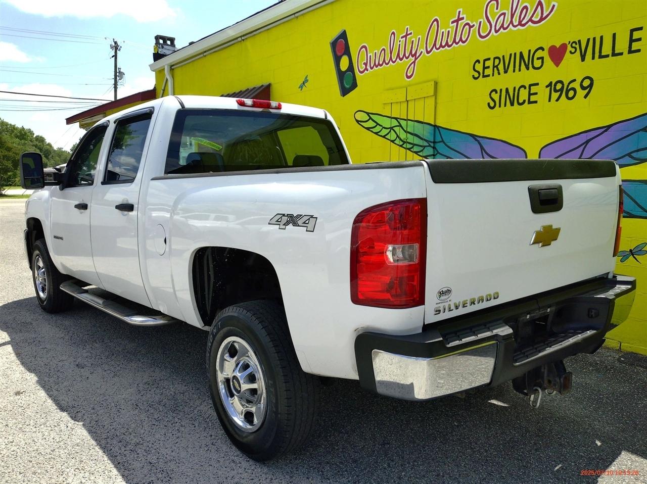 Chevrolet Silverado 2500HD 4WD Crew Cab 153.7" Work Truck 2013