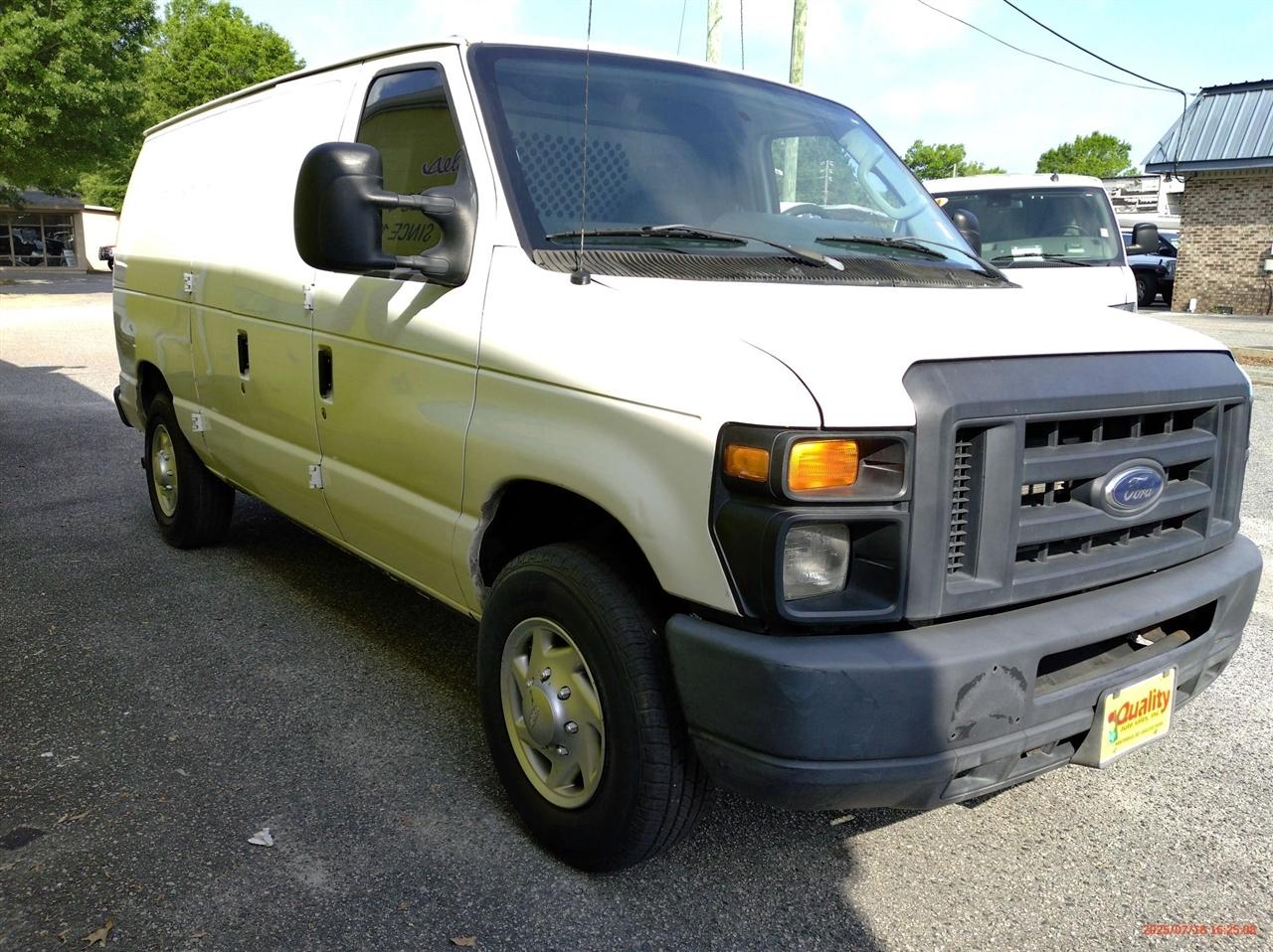 Ford Econoline Cargo Van E-150 Recreational 2013