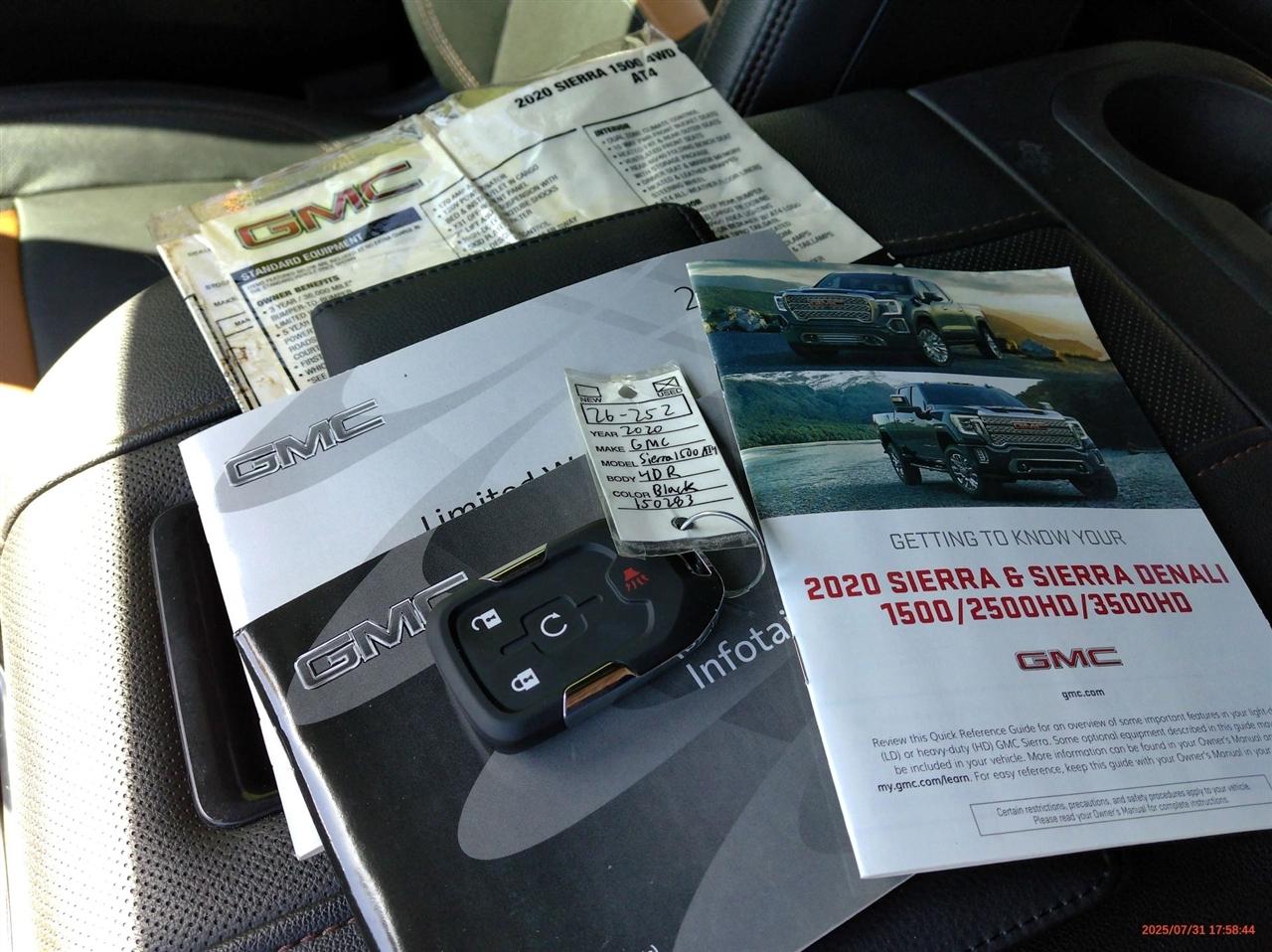 GMC Sierra 1500 4WD Crew Cab 147" AT4 2020