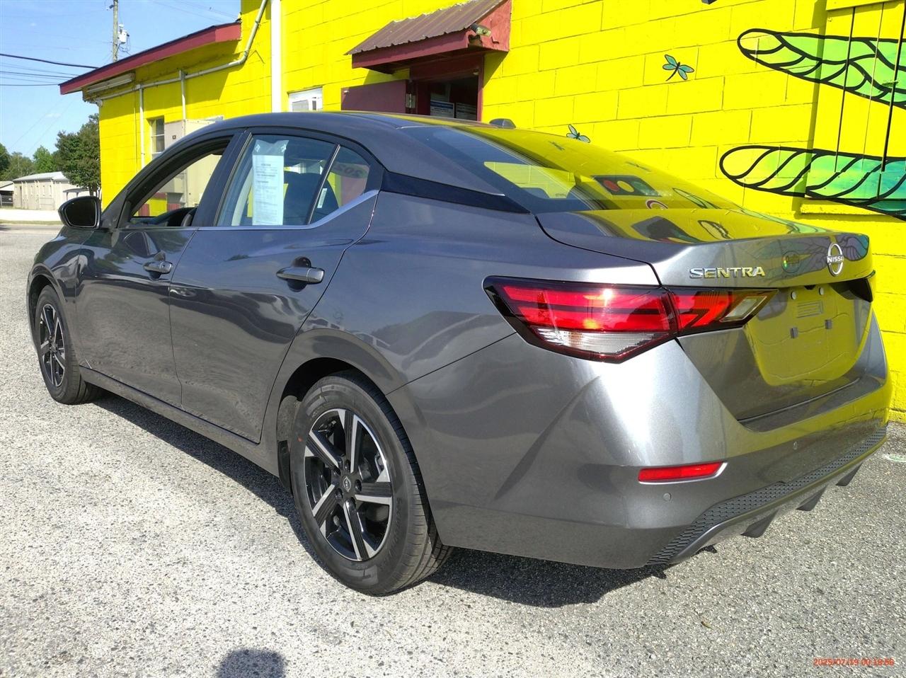 Nissan Sentra SV CVT 2025