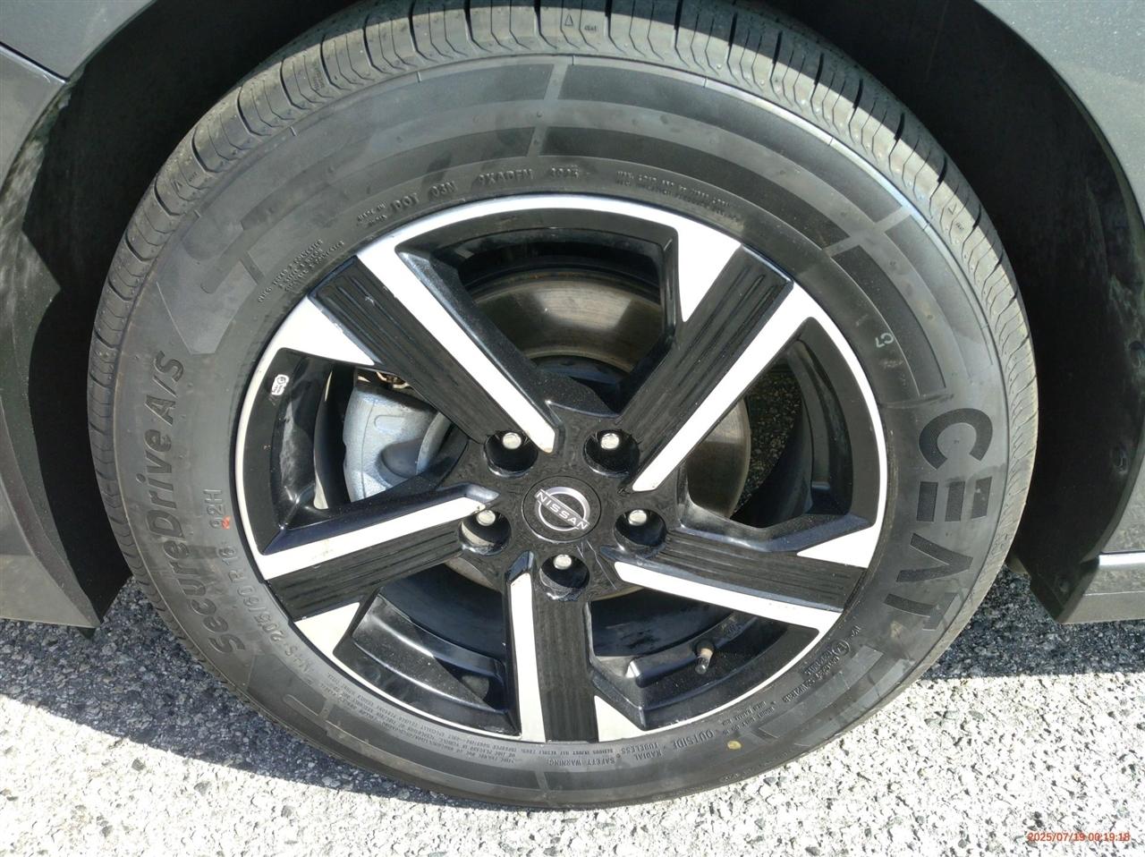 Nissan Sentra SV CVT 2025
