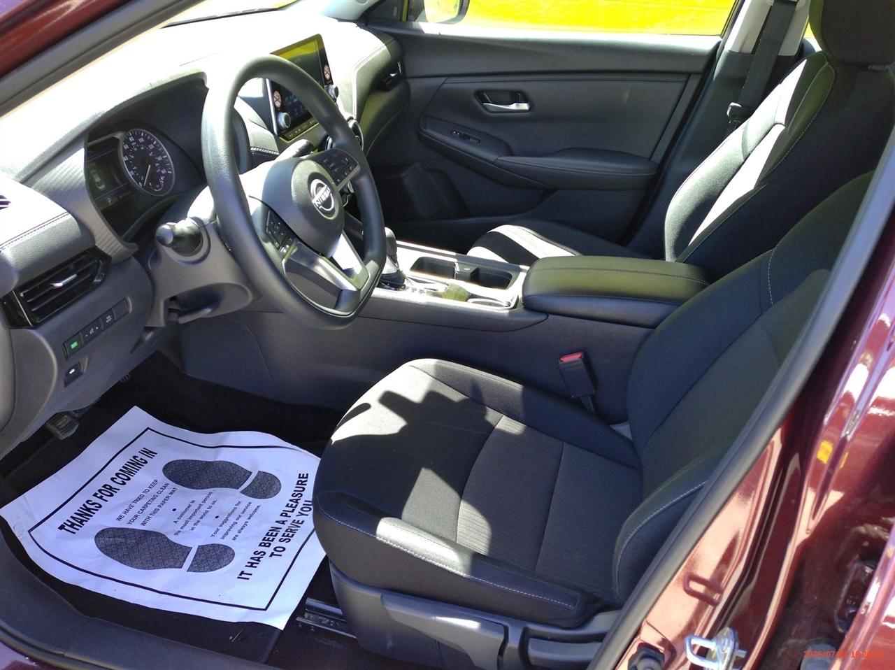 Nissan Sentra SV CVT 2025