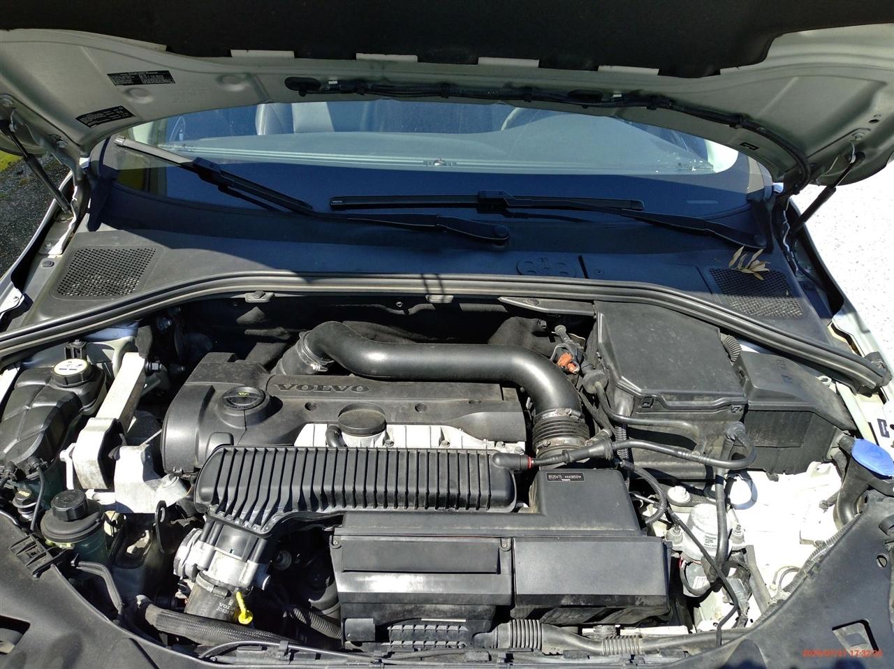 Volvo S60 FWD 4dr Sdn T5 2012