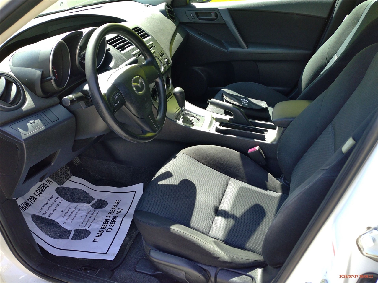 Mazda MAZDA3 4dr Sdn Auto i Sport 2011